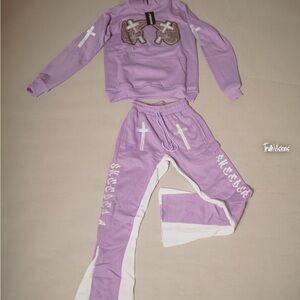 Purple Sweatpants with White SkeedEra
